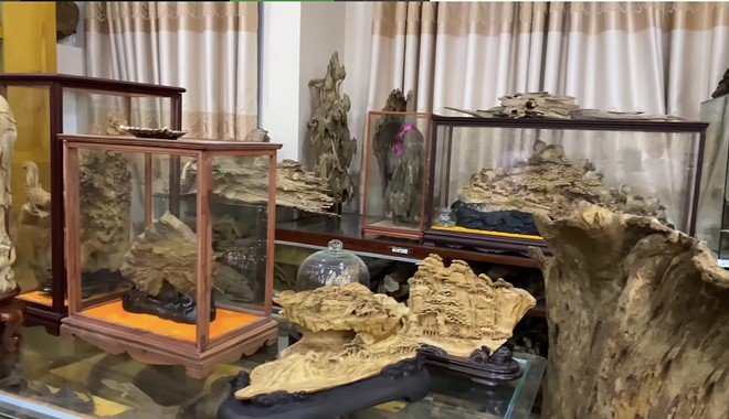 Không gian trưng bày bộ sưu tập gỗ trầm hương của Hoài Linh